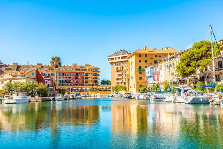 bcc 2024 explorer valencia fun things to do in valencia header mobile